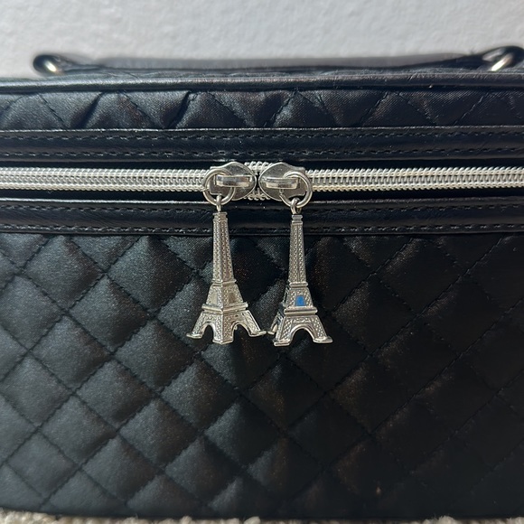 LANCÔME Holiday Beauty Makeup Box & pouch - Picture 7 of 12